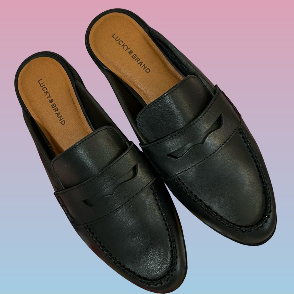 NWOT!LUCKY BRAND WOMEN’S MULE TYPE SLIP ON FLATS AND BLACK I” BOTTOM HEEL.SZ 10M - Picture 6 of 16